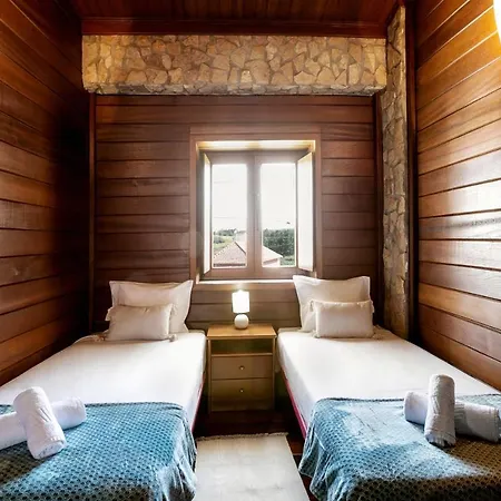 Unique Wooden Сasa de vacaciones