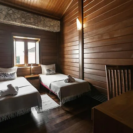 Unique Wooden Сasa de vacaciones